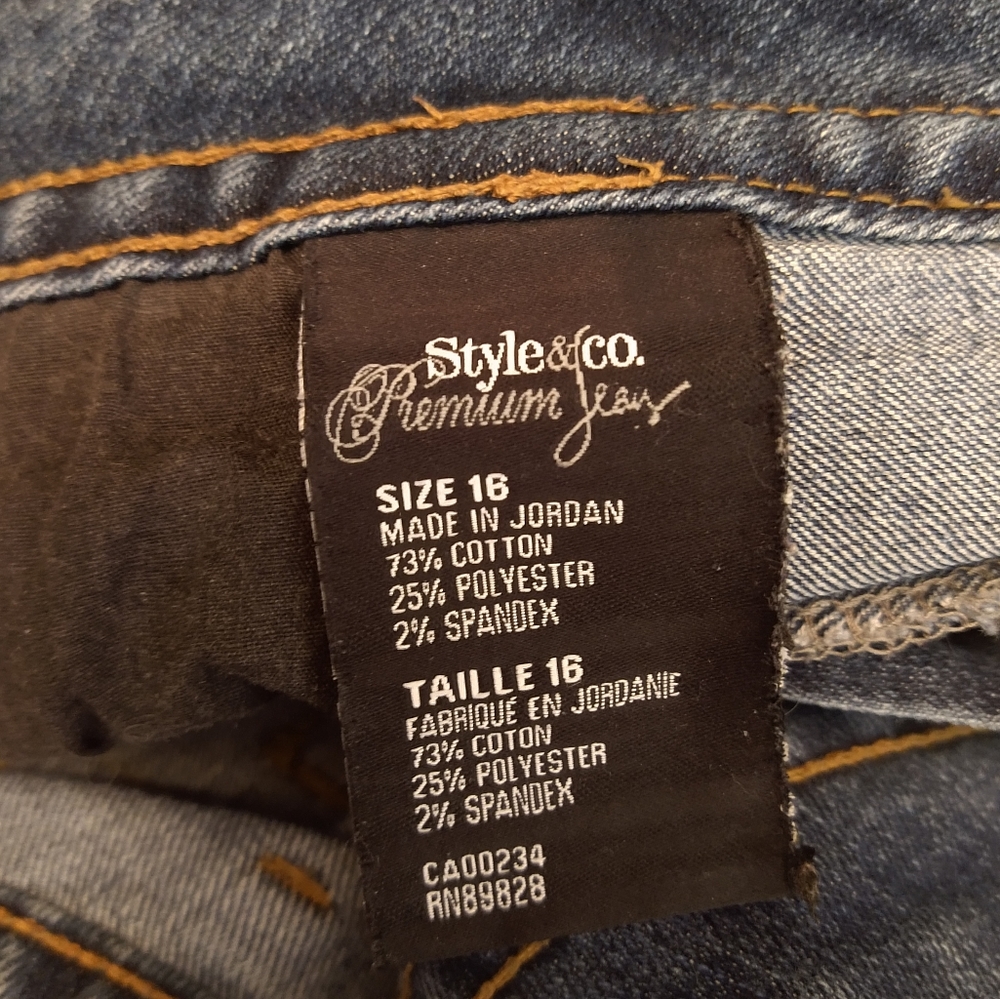 Style & Co Premium Jeans with Embellishment size 16 - Picture 2 of 4
